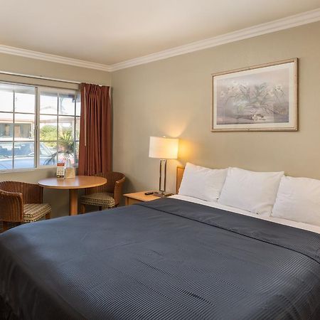גרדן גרוב Harbor Motel מראה חיצוני תמונה