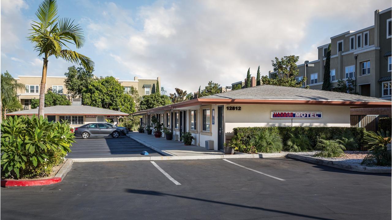 גרדן גרוב Harbor Motel מראה חיצוני תמונה